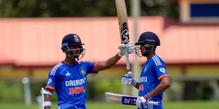 Aakash Chopra believes that in T20Is, Yashasvi Jaiswal has surpassed Shubman Gill. 1 Aakash Chopra believes that in T20Is, Yashasvi Jaiswal has surpassed Shubman Gill.