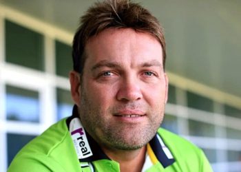 Jacques Kallis discusses the debate surrounding the Newlands pitch.