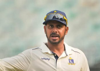 Manoj Tiwary recalls a verbal altercation with Gautam Gambhir, calling it "tu bahar mil."
