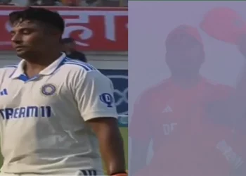 When Rohit Sharma leaves the field for his first innings, Sarfaraz posts a photo of him stroking his back. IND vs. ENG