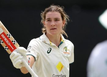 With Perth double ton, spectacular Annabel Sutherland writes a moment of glory. 7 With Perth double ton, spectacular Annabel Sutherland writes a moment of glory.
