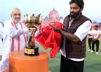 Amit Shah and Hardik Pandya launch the Gandhinagar Premier League.