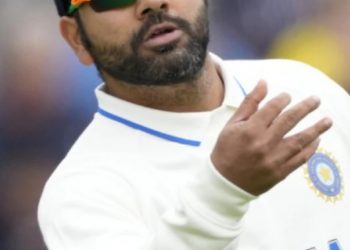 The humorous statement made by Rohit Sharma during the Visakhapatnam Test, "Mere gale ka watt lag gaya," has gone viral. 8 The humorous statement made by Rohit Sharma during the Visakhapatnam Test, "Mere gale ka watt lag gaya," has gone viral.
