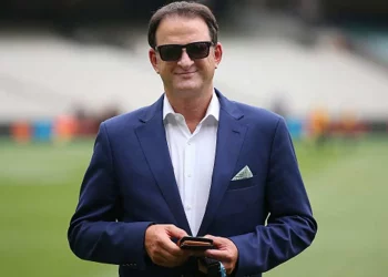 "What a fool," exclaimed Mark Waugh live after Kjorn Ottley gave Australia his wicket. 6 "What a fool," exclaimed Mark Waugh live after Kjorn Ottley gave Australia his wicket.