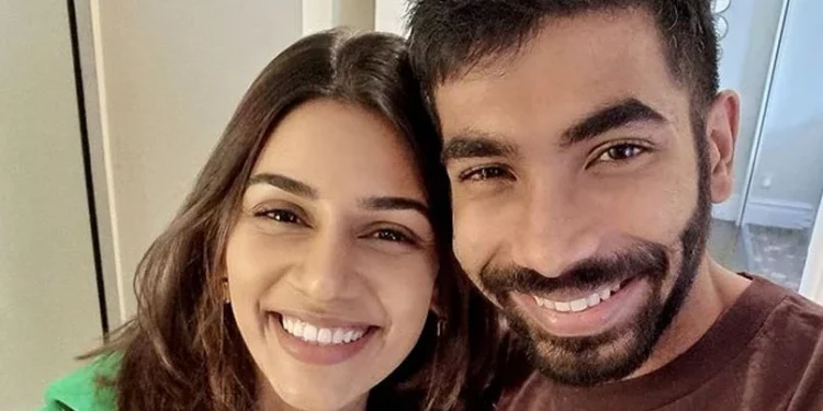 The schools troll who attempted to fat shame Sanjana Ganesan said, "Auraton ki bodies ke baare me comment kar rahe ho." 1 The schools troll who attempted to fat shame Sanjana Ganesan said, "Auraton ki bodies ke baare me comment kar rahe ho."