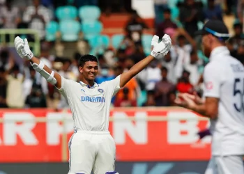 Reactions on Twitter: Vizag witnesses Yashasvi Jaiswal easy double ton