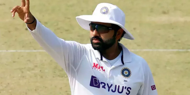 IND versus ENG: Because of a stiff back, Rohit Sharma does not play on day three of the Dharamshala Test. 1 IND versus ENG: Because of a stiff back, Rohit Sharma does not play on day three of the Dharamshala Test.