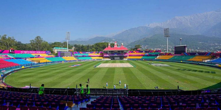 Sleet and cold weather are predicted to delay the Dharamshala test between India and England in 2024. 1 Sleet and cold weather are predicted to delay the Dharamshala test between India and England in 2024.