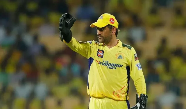 MS Dhoni is still incredibly focused, in shape, and hungry at 42: Tom Moody 1 MS Dhoni is still incredibly focused, in shape, and hungry at 42: Tom Moody