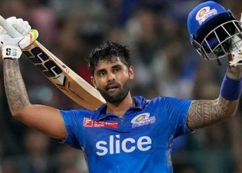 "I used to watch only half the innings," Suryakumar Yadav said of his memories of helping the Mumbai Indians comeback.