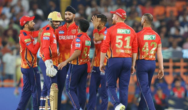 IPL 2024: GT vs PBKS Match 17 Highlights: Unmissable video recap, turning points, match analysis, stats, and more 1 IPL 2024: GT vs PBKS Match 17 Highlights: Unmissable video recap, turning points, match analysis, stats, and more