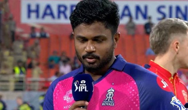 During the PBKS vs. RR game, Sanju Samson forgets Tanush Kotian's name during the toss 1 During the PBKS vs. RR game, Sanju Samson forgets Tanush Kotian's name during the toss