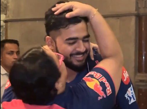 IPL 2024: After defeating MI, Riyan Parag shares a touching moment with his mother 1 IPL 2024: After defeating MI, Riyan Parag shares a touching moment with his mother