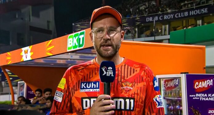 Daniel Vettori believes that in order to chase high scores, "you obviously need to be aggressive."