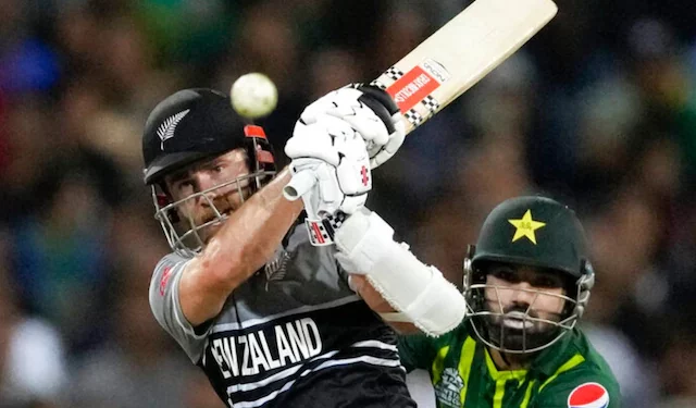 Amid the holiday throng, the Lahore Commissioner guarantees excellent protection for the New Zealand T20Is. 1 Amid the holiday throng, the Lahore Commissioner guarantees excellent protection for the New Zealand T20Is.