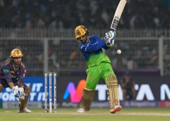 Aaron Finch was upset with Rajat Patidar for giving away his wicket, saying, "He needed to chill out for 4-5 balls."