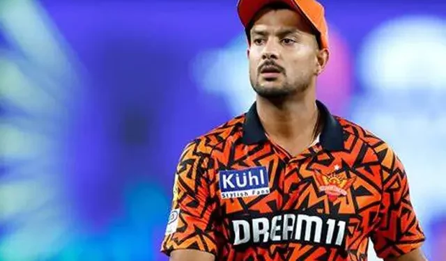 Why aren't Mayank Agarwal and Mohsin Khan participating in SRH vs. LSG, IPL 2024 Match 57? 1 Why aren't Mayank Agarwal and Mohsin Khan participating in SRH vs. LSG, IPL 2024 Match 57?