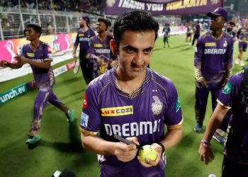 Navjot Singh Sidhu praises KKR mentor Gautam Gambhir, saying, "He gets inspired when the situation gets tough."