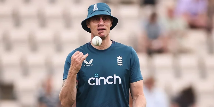 Flintoff Joins England for Pakistan Series