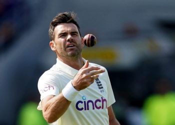 James Anderson's retirement should be accepted; Brendon McCullum, Ben Stokes, and Rob Key agree, saying it's time to move on.