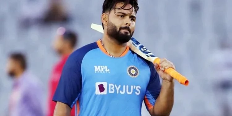 'What a story,' say the fans, as Rishabh Pant rejoins India's 2024 T20 World Cup squad 1 'What a story,' say the fans, as Rishabh Pant rejoins India's 2024 T20 World Cup squad