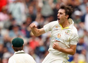 Pat Cummins compares T20 bowling to Test cricket