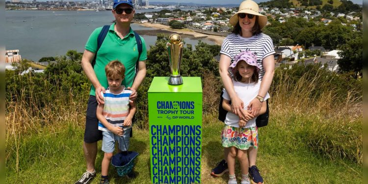 Champions Trophy 2025 Trophy Tour captivates cricket fans in New Zealand 1 Champions Trophy 2025 Trophy Tour captivates cricket fans in New Zealand