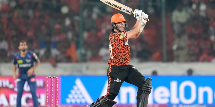 Pat Cummins smashes a hat-trick of sixes to set a new batting record. 1 Pat Cummins smashes a hat-trick of sixes to set a new batting record.