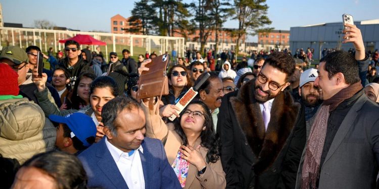 Abhishek Bachchan promotes the European T20 Premier League in Dublin. 1 Abhishek Bachchan promotes the European T20 Premier League in Dublin.
