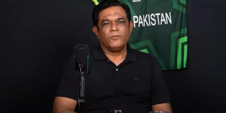 Rashid Latif chastises England specialists for pointing out India's unfair Champions Trophy advantage, saying, "Do your job properly." 1 Rashid Latif chastises England specialists for pointing out India's unfair Champions Trophy advantage, saying, "Do your job properly."