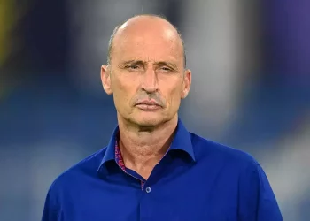 Nasser Hussain supports New Zealand in the Champions Trophy 2025 final against India, saying, "They won't bottle it, they won't choke."