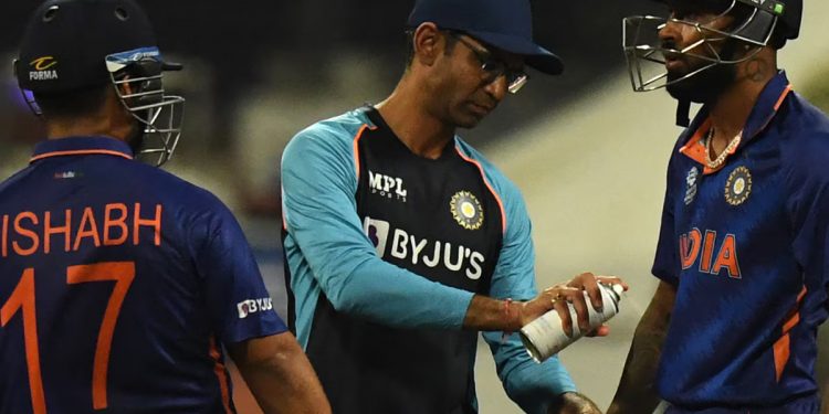 Nitin Patel, head of BCCI Sports Science, is expected to leave. 1 Nitin Patel, head of BCCI Sports Science, is expected to leave.