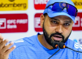 Due to his dismal red-ball form, Rohit Sharma is reportedly choosing to withdraw from the England series. 10 Due to his dismal red-ball form, Rohit Sharma is reportedly choosing to withdraw from the England series.