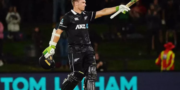 "NZ vs PAK 2025: Tom Latham sidelined from ODIs due to a fractured hand." 1 "NZ vs PAK 2025: Tom Latham sidelined from ODIs due to a fractured hand."