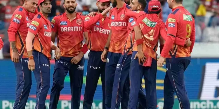 IPL 2025: Aakash Chopra was astounded by rookie Priyansh Arya's daring strike against elite bowlers. 1 IPL 2025: Aakash Chopra was astounded by rookie Priyansh Arya's daring strike against elite bowlers.