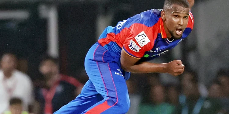 IPL2025: Corbin Bosch is selected by the Mumbai Indians to replace Lizaad Williams