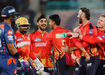 According to Piyush Chawla, the clinical performance of PBKS against LSG this season has "completely changed the look of the Punjab Kings." 10 According to Piyush Chawla, the clinical performance of PBKS against LSG this season has "completely changed the look of the Punjab Kings."