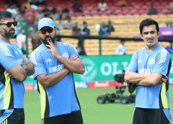 Reports: BCCI removed assistant coach Abhishek Nayar without notifying Rohit Sharma 2 Reports: BCCI removed assistant coach Abhishek Nayar without notifying Rohit Sharma