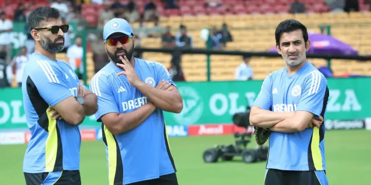Reports: BCCI removed assistant coach Abhishek Nayar without notifying Rohit Sharma 1 Reports: BCCI removed assistant coach Abhishek Nayar without notifying Rohit Sharma