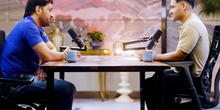 MS Dhoni said on the Raj Shamani podcast, "I never thought I would play for India." 1 MS Dhoni said on the Raj Shamani podcast, "I never thought I would play for India."