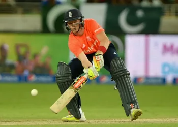 Sam Billings shocks Pakistani media in Karachi by declaring, "IPL is better than PSL."