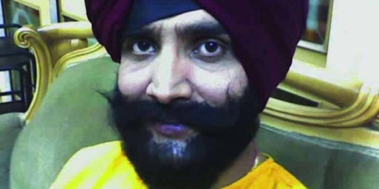 'If I became a Sardar, nobody will recognise me' - Sourav Ganguly reveals story behind disguised attire during Durga Puja 1 'If I became a Sardar, nobody will recognise me' - Sourav Ganguly reveals story behind disguised attire during Durga Puja