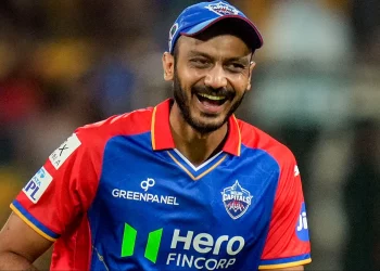 "Mott on Captain Axar: 'He's Sharing the Load, Not Carrying It Alone'"