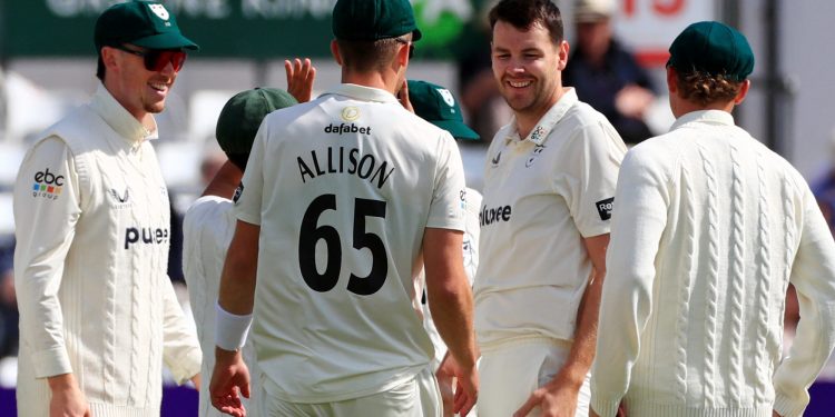 Jacob Duffy dismantles Essex on 14-wicket day