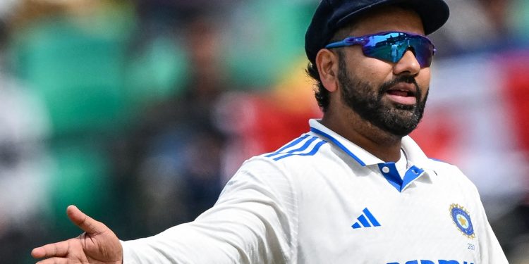 'I was desperate to get a wicket' - Rohit Sharma on his 'Garden mein nahi ghoomna' dialogue 1 'I was desperate to get a wicket' - Rohit Sharma on his 'Garden mein nahi ghoomna' dialogue