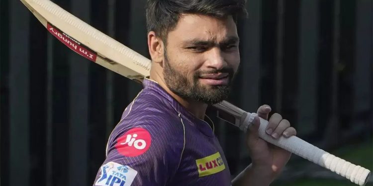 With my hands clasped, I ask KKR to move Rinku Singh up the order: Aakash Chopra 1 With my hands clasped, I ask KKR to move Rinku Singh up the order: Aakash Chopra