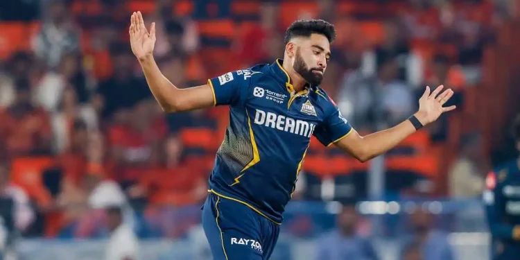 After Mohammed Siraj's game-winning performance against SRH, Navjot Sidhu praises him, saying, "I salute your commitment." 1 After Mohammed Siraj's game-winning performance against SRH, Navjot Sidhu praises him, saying, "I salute your commitment."