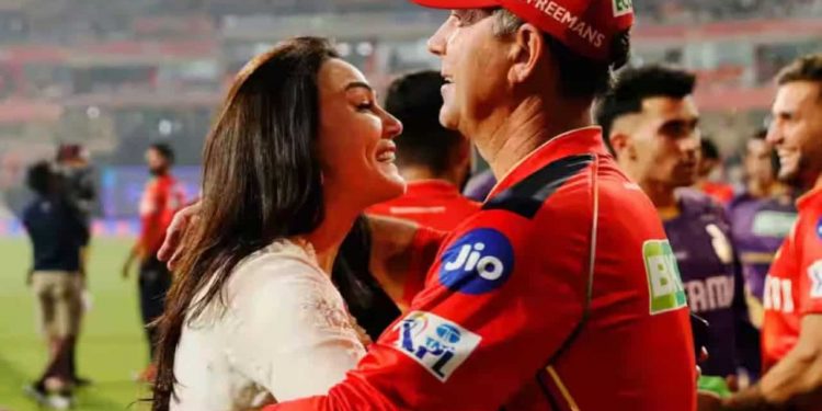 "Best IPL victory I've ever had as a coach" Ricky Ponting praises PBKS for making history by defeating KKR 111. 1 "Best IPL victory I've ever had as a coach" Ricky Ponting praises PBKS for making history by defeating KKR 111.