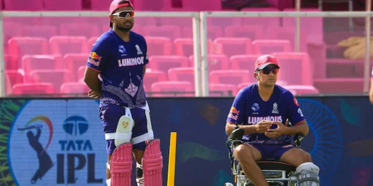 Sunil Gavaskar chastises the Rajasthan Royals for playing "unthinking" cricket, saying, "It was quite baffling with someone like Rahul Dravid as the coach." 1 Sunil Gavaskar chastises the Rajasthan Royals for playing "unthinking" cricket, saying, "It was quite baffling with someone like Rahul Dravid as the coach."