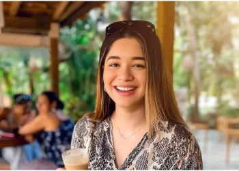 Sara Tendulkar enters the business world by purchasing a Global e-Cricket League franchise.